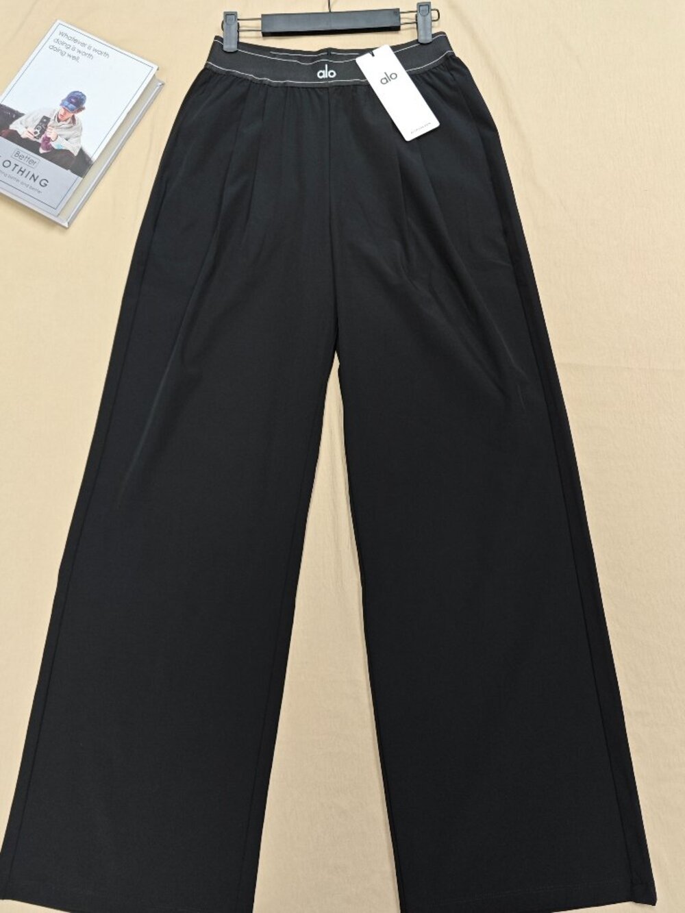 Brand New ALO Yoga 😘 Black Suit Up Trouser Straight-leg , Regular Sz XS-S